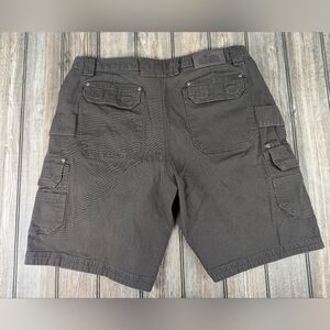 Old Mill Size 38 Cargo Shorts Brown Excellent Condition